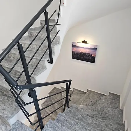 Appartement Riverside Suits-2 Ile Evinizde Gibi